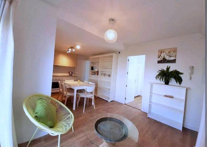 Roberta'S Guest House Sevilla Bagian luar foto