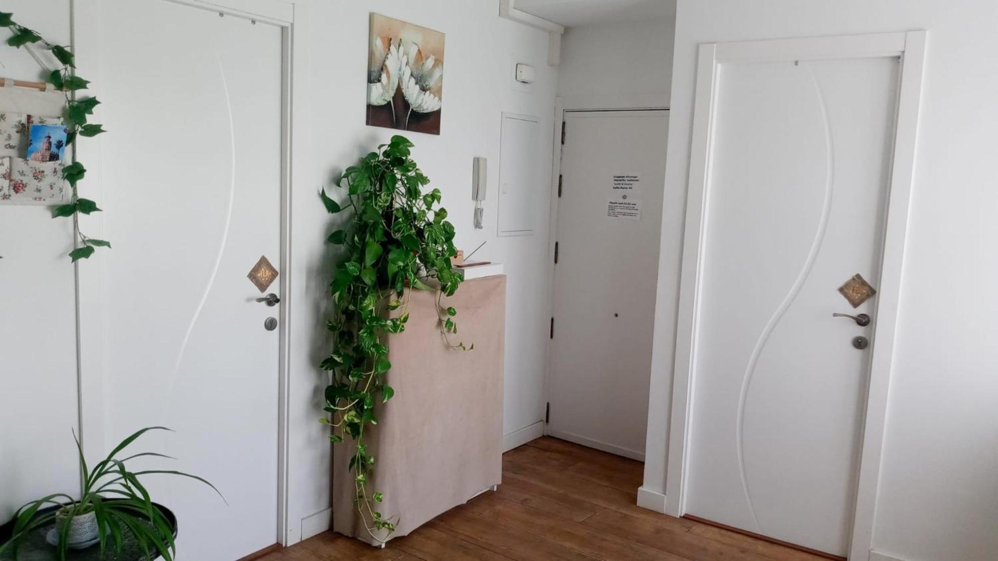Roberta'S Guest House Sevilla Bagian luar foto