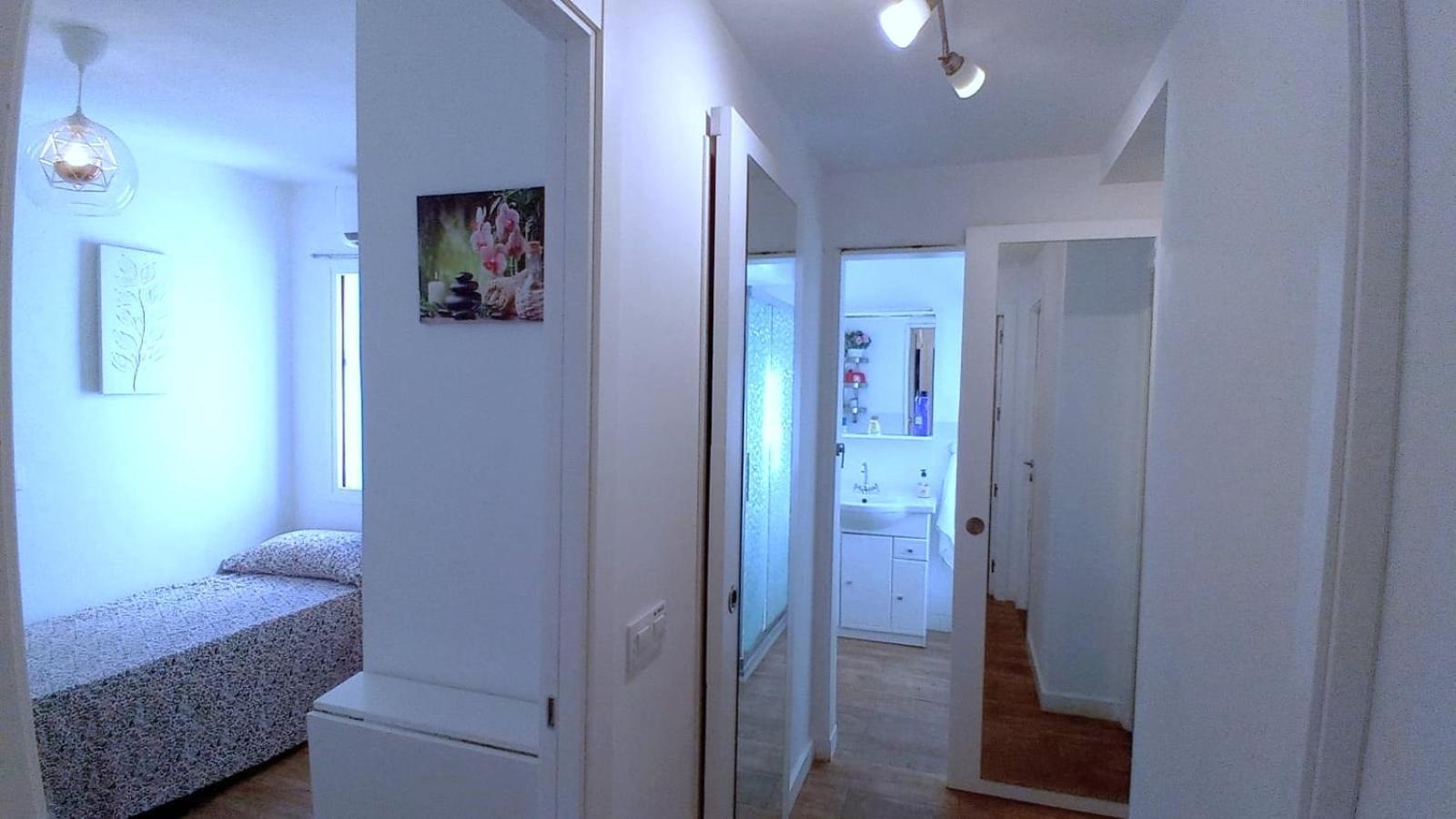 Roberta'S Guest House Sevilla Bagian luar foto